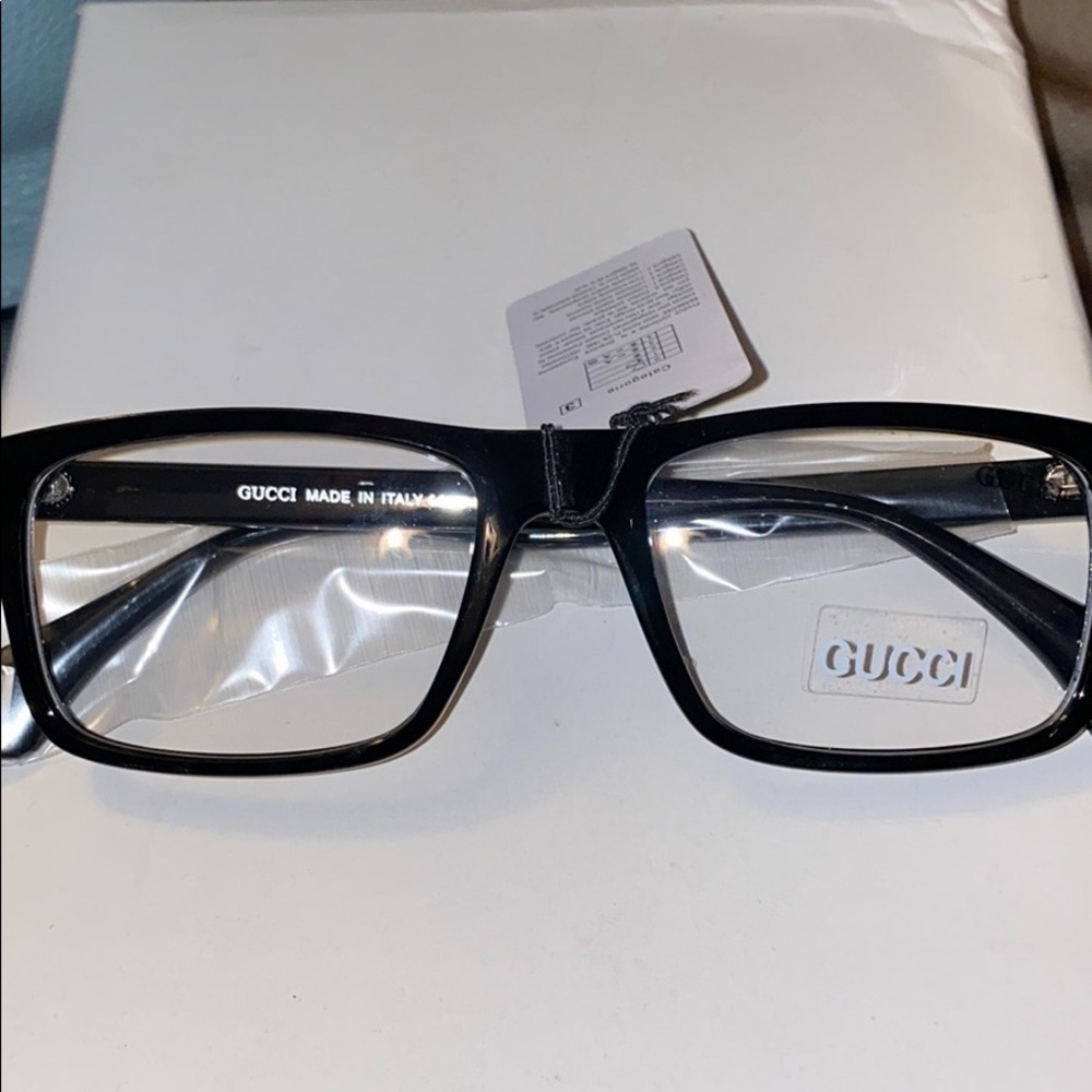 Gucci Black Frames 👓